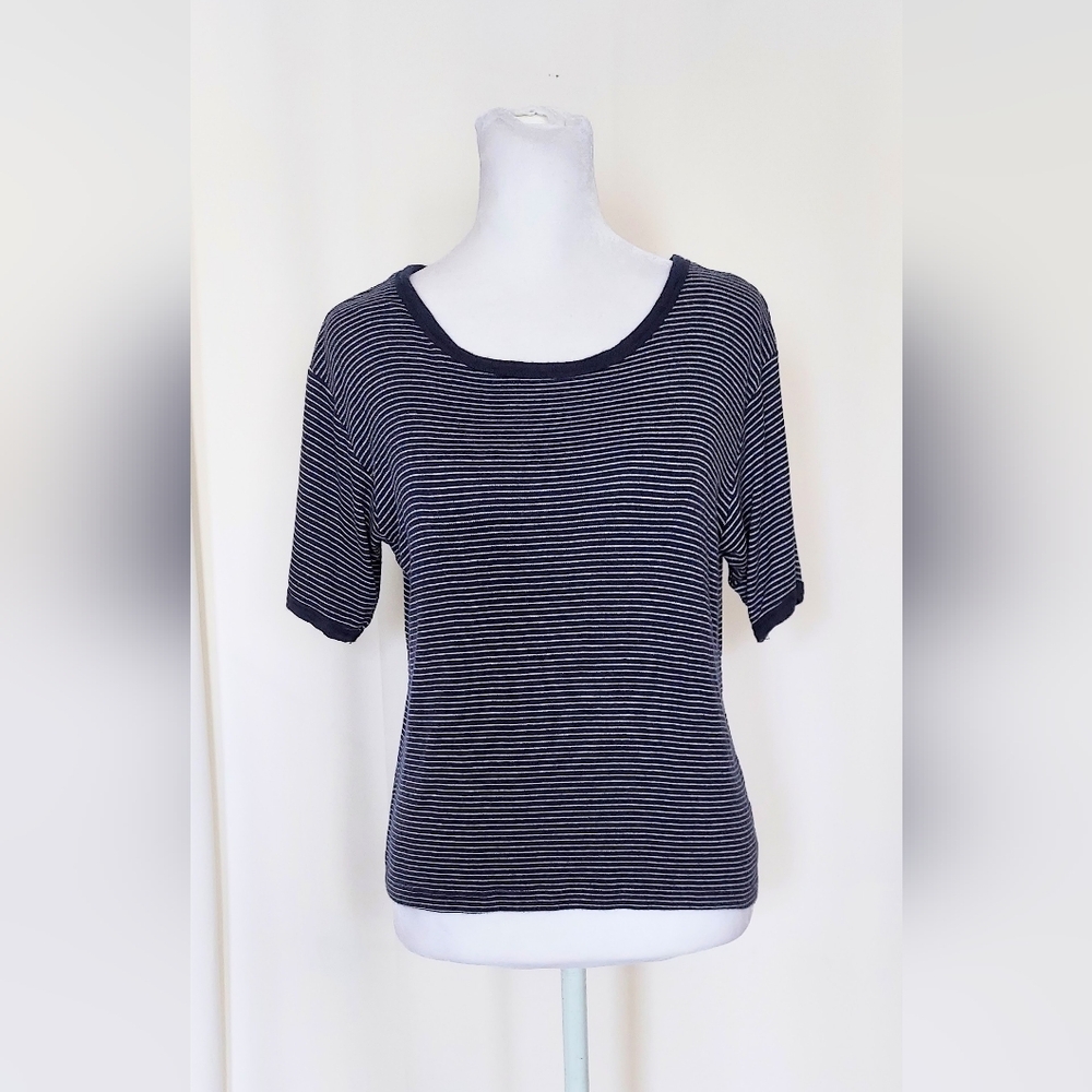 Brandy Melville Short Sleeve T Shirt One Size Navy Blue White Stripe